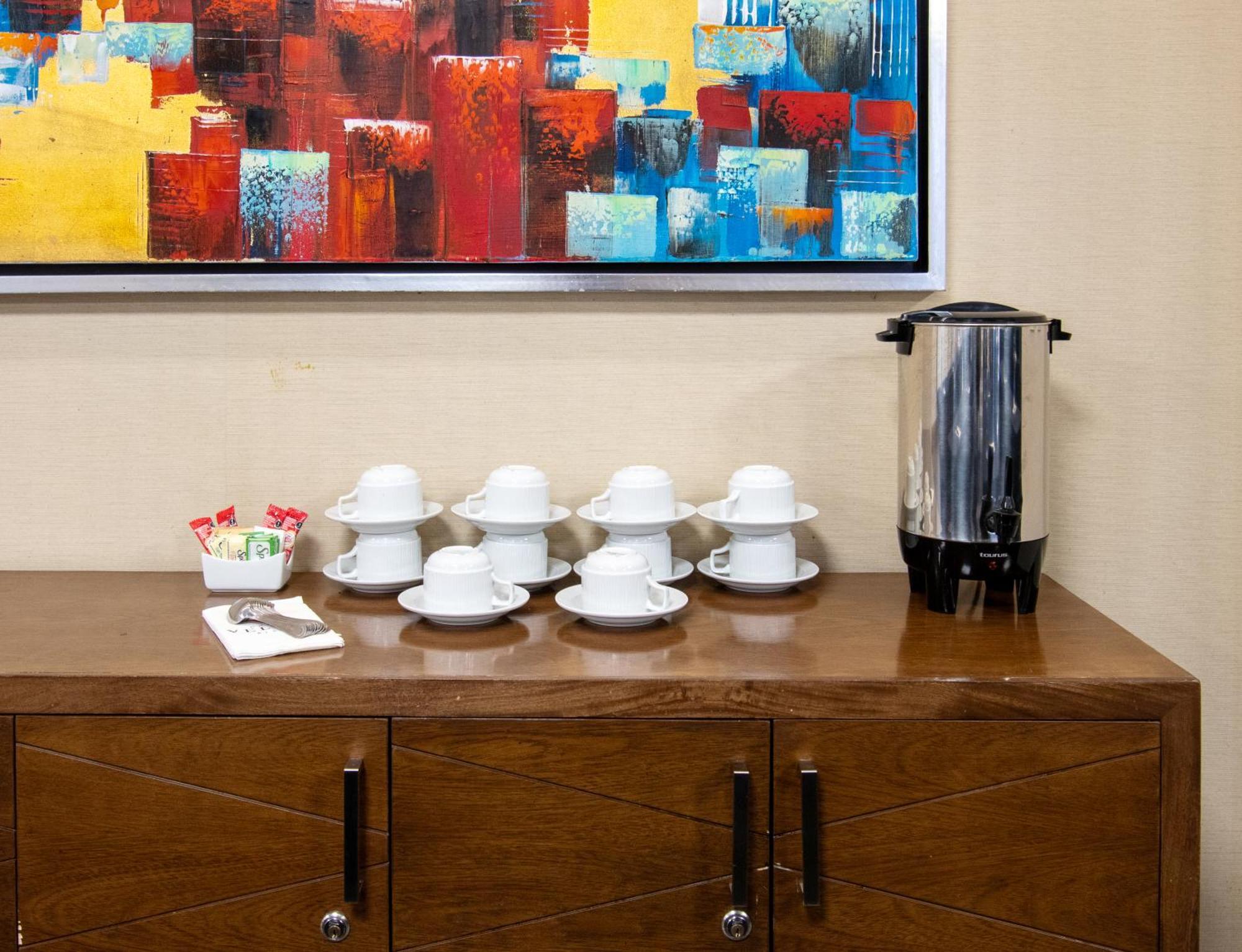 Hotel Velvet Plaza Guadalajara Extérieur photo