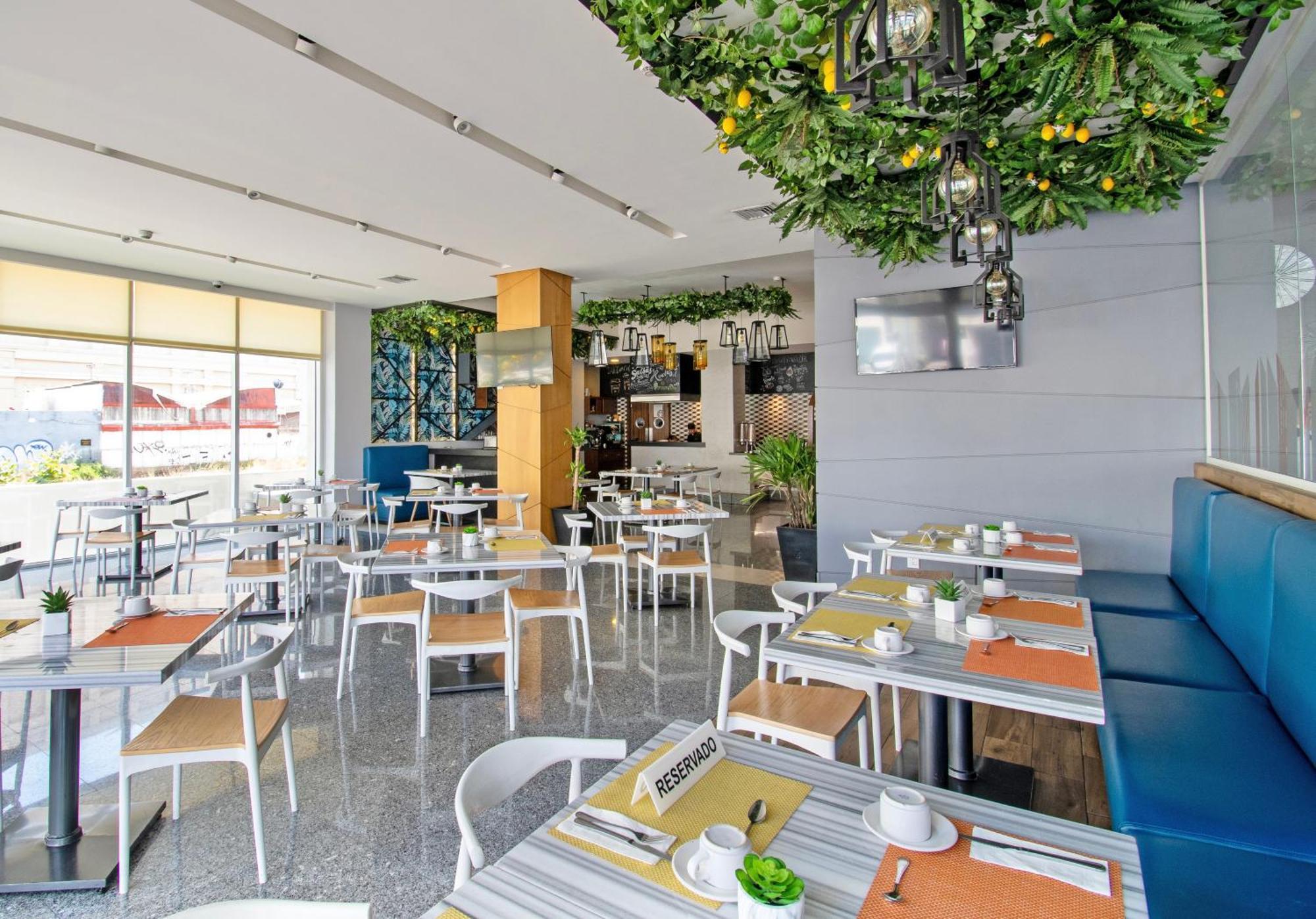 Hotel Velvet Plaza Guadalajara Extérieur photo