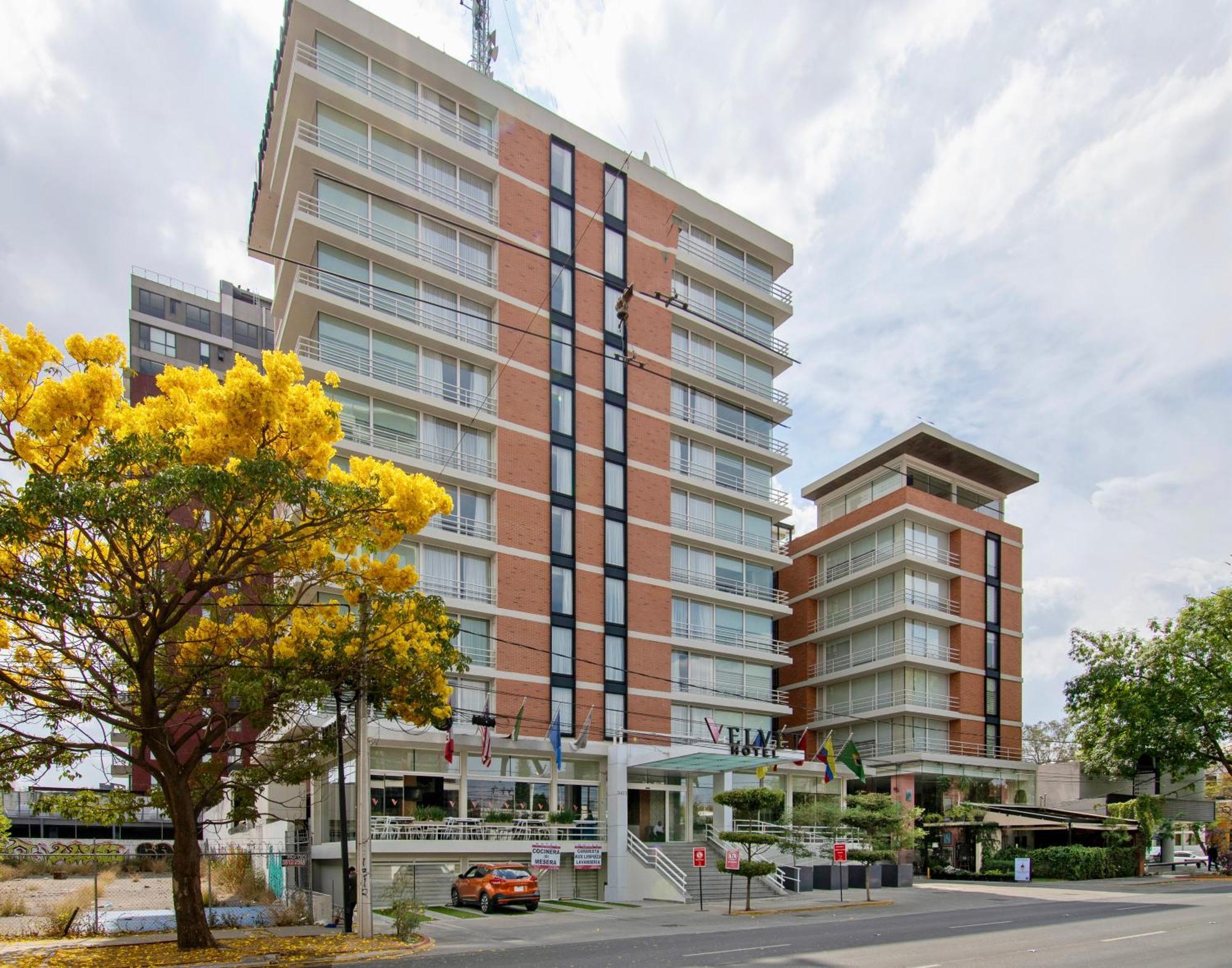 Hotel Velvet Plaza Guadalajara Extérieur photo